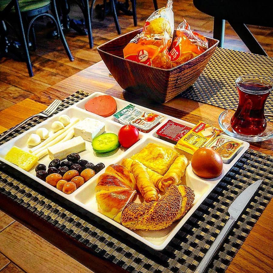Eriza Hotel Erzincan Buitenkant foto